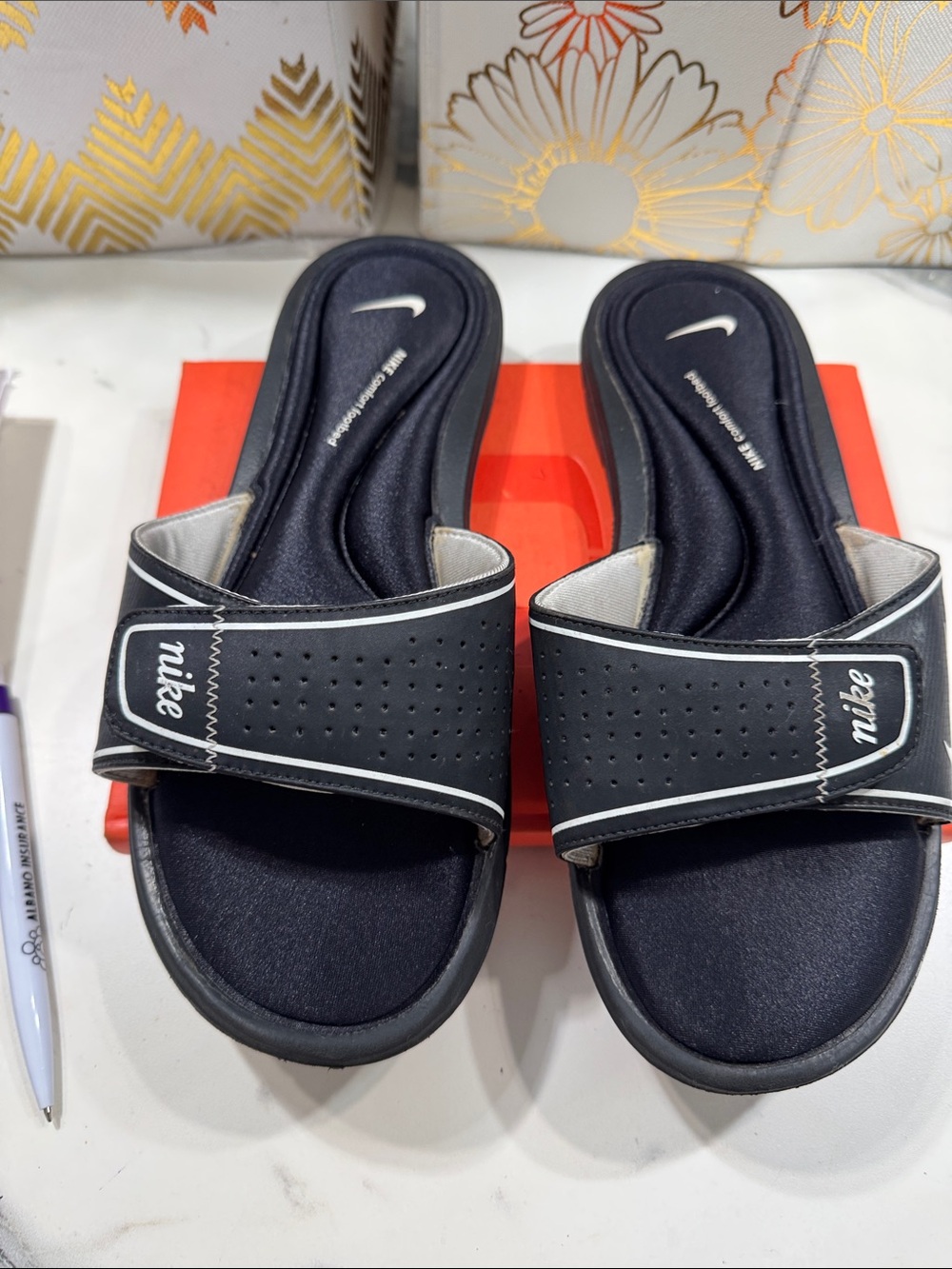 Nike Comfort Footbed Slides‎ Womens 10 Black Good Adjustable Strap Sandals